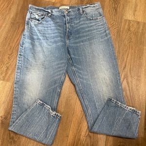 Abercrombie & Fitch Mom Jeans